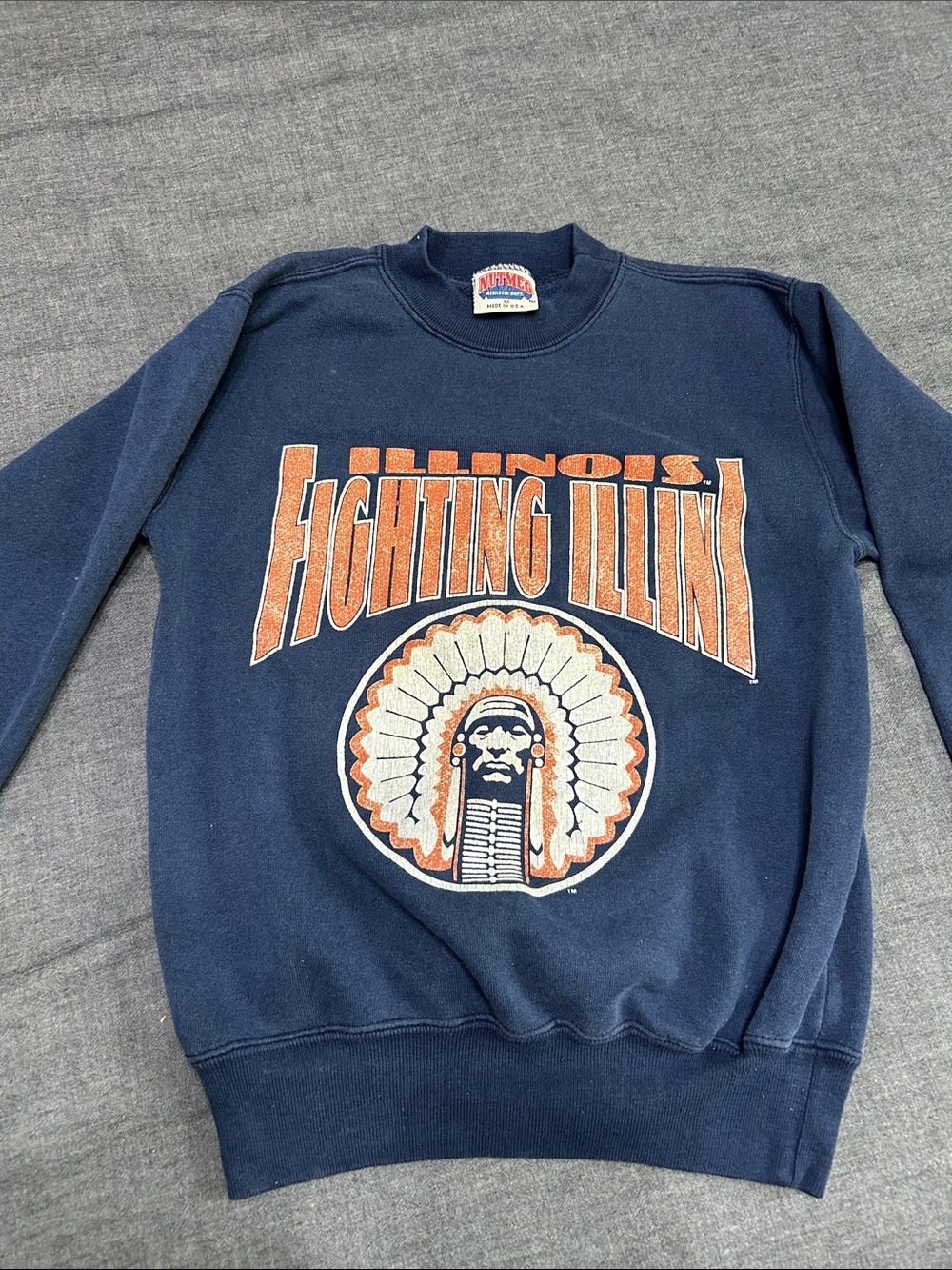 Vintage Youth University of Illinois Fighting Illini Graphic Sweatshirt